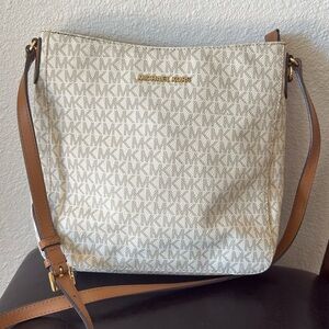 Jet Set Travel Large Logo Messenger Bag